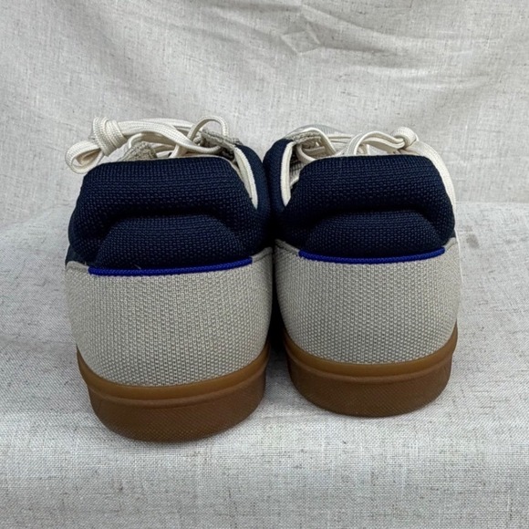 Rothy's Men's 11.5 White Navy Lace Up Knit Sneakers Minimalist RS01 Gum Sole - Picture 4 of 7